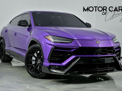 Used 2022 Lamborghini Urus image 1