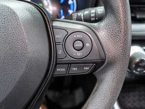 Used 2024 Toyota RAV4 XLE image 22