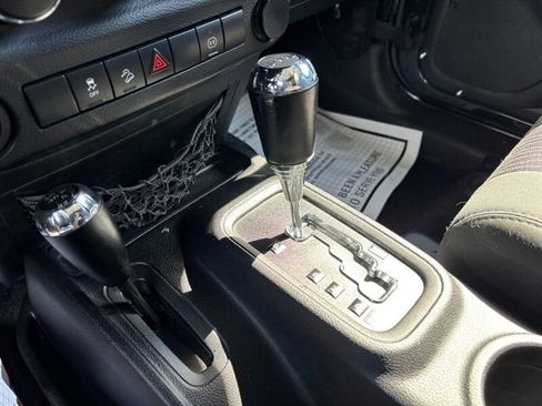 Used 2012 Jeep Wrangler Unlimited Sahara w/ Connectivity Group image 18