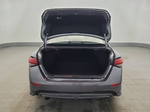 Used 2022 Nissan Sentra SR w/ SR Premium Package image 29