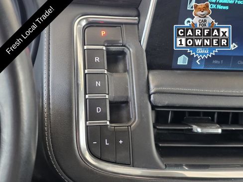 Used 2022 Chevrolet Tahoe Z71 w/ Luxury Package AWD/4WD image 37