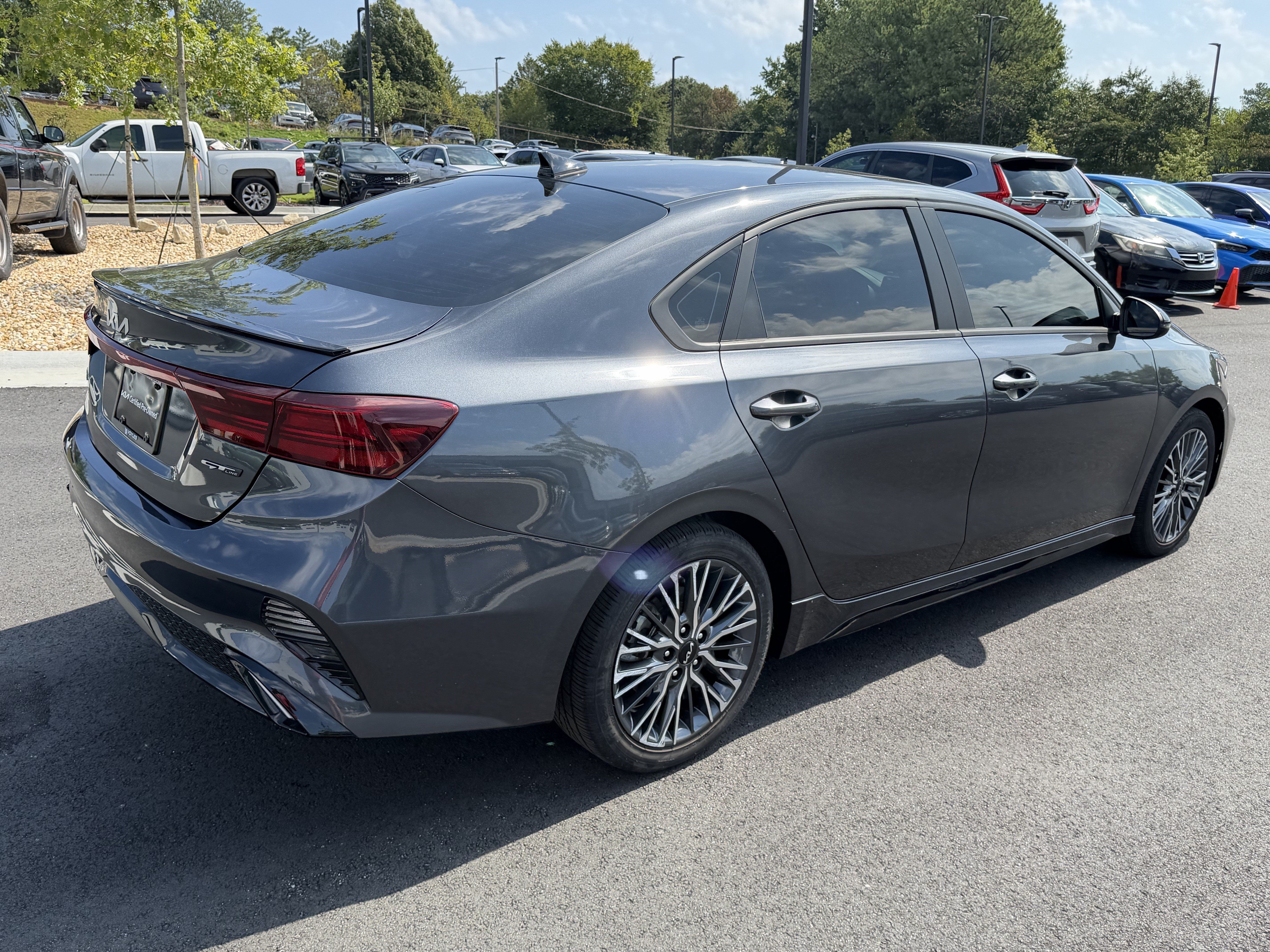 Used 2024 Kia Forte GT-Line w/ GT-Line Premium Package FWD image 7