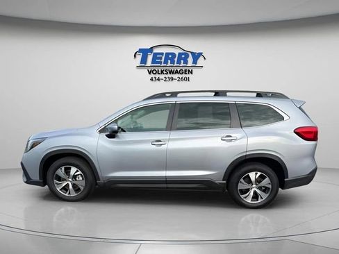 Certified 2025 Subaru Ascent Premium AWD/4WD image 2