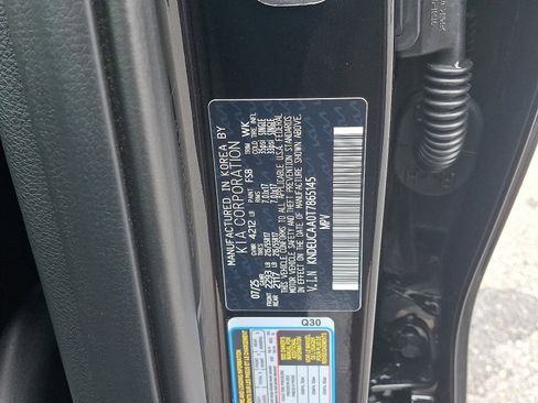 New 2026 Kia Seltos S image 17