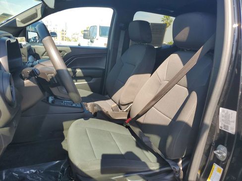 Used 2023 Chevrolet Colorado W/T image 16