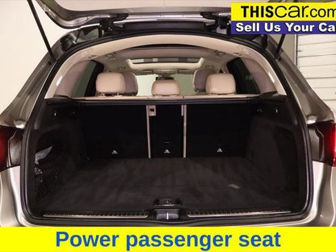 Used 2020 Mercedes-Benz GLC 300 image 31