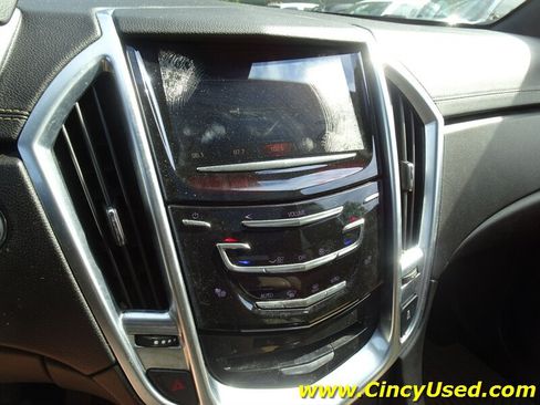 Used 2015 Cadillac SRX Luxury w/ Driver Awareness Package AWD/4WD image 18