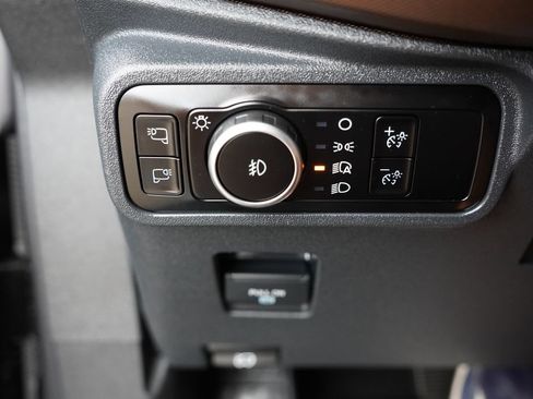 Used 2023 Ford Bronco Outer Banks w/ Sasquatch Package AWD/4WD image 24