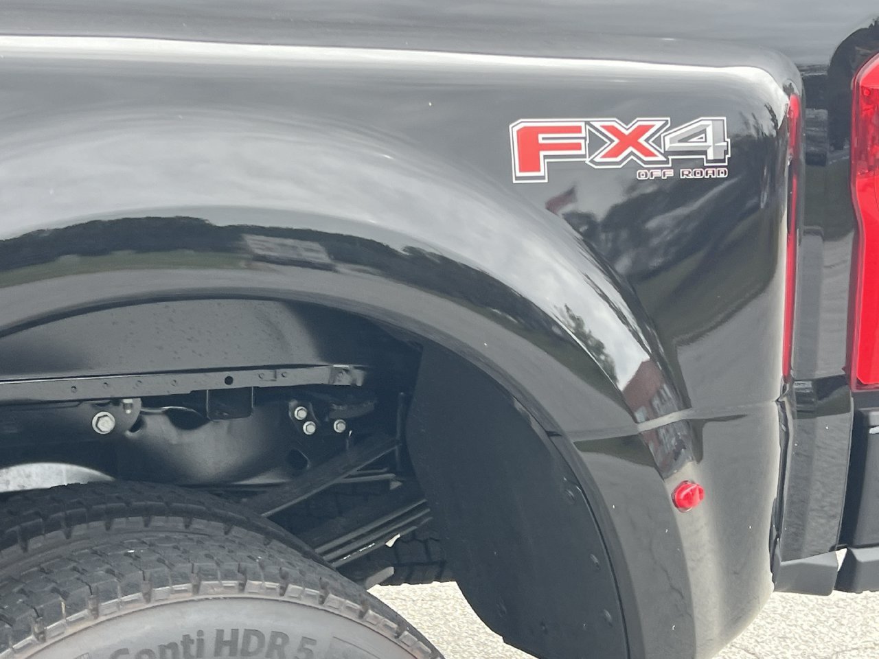 New 2026 Ford F450 Platinum w/ FX4 Off-Road Package AWD/4WD image 31