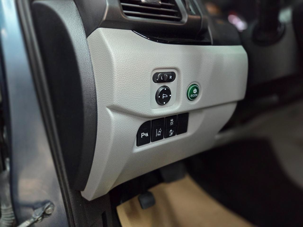 Used 2018 Honda Pilot Elite image 33