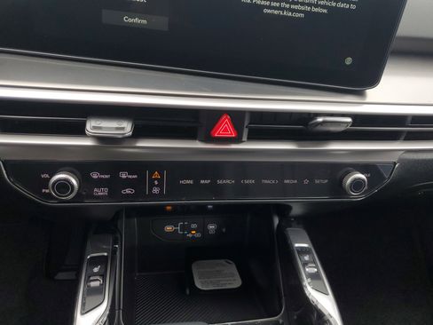 New 2026 Kia Sorento S w/ S Panoramic Sunroof Package FWD image 21