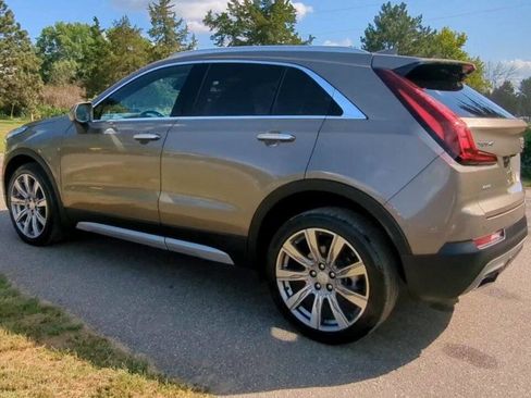 Used 2020 Cadillac XT4 Premium Luxury w/ Driver Assist Package image 3