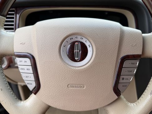 Used 2005 Lincoln Aviator 2WD image 9