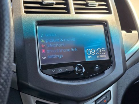 Used 2015 Chevrolet Sonic LT FWD image 22