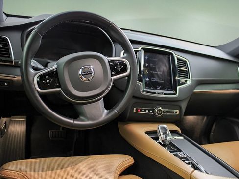 Used 2021 Volvo XC90 T8 Inscription w/ Advanced Package AWD/4WD image 14