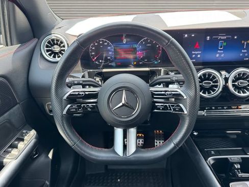 Used 2025 Mercedes-Benz GLA 250 4MATIC image 13