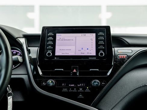 Certified 2023 Toyota Camry SE image 17