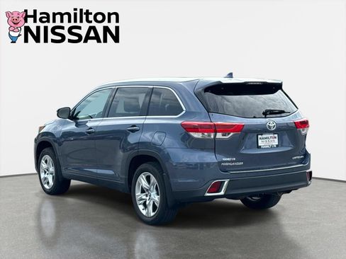 Used 2018 Toyota Highlander Limited AWD/4WD image 4