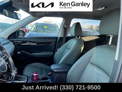 Certified 2023 Kia Seltos S image 11