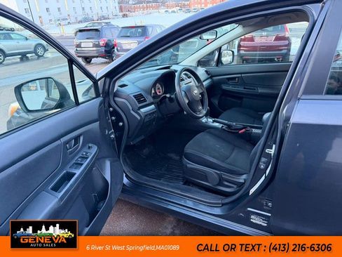 Used 2012 Subaru Impreza 2.0i image 9