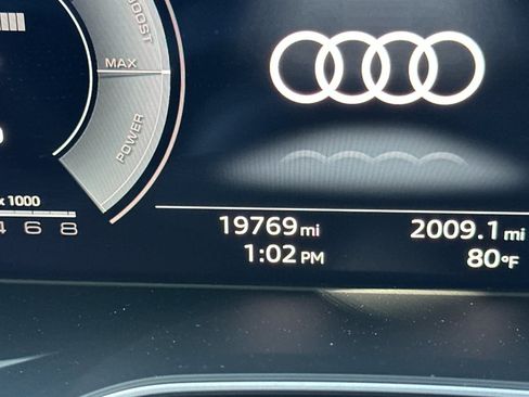 Used 2023 Audi Q5 e Premium Plus w/ Premium Plus Package image 24