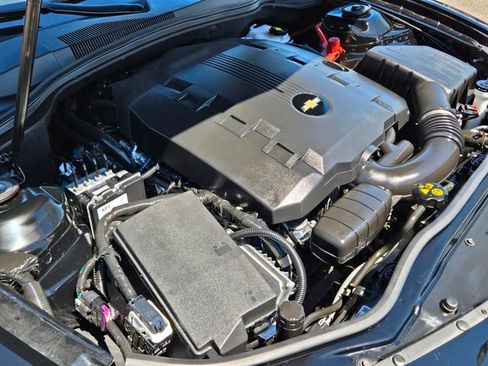 Used 2015 Chevrolet Camaro LS RWD image 23