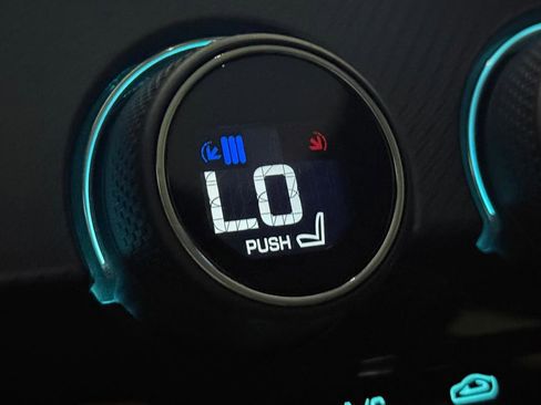 Used 2024 Jaguar F-TYPE R-Dynamic RWD image 30