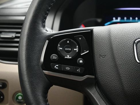 Used 2021 Honda Pilot Touring image 23
