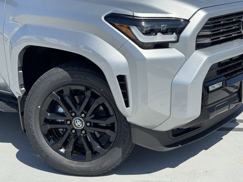 New 2026 Toyota 4Runner 4WD image 10