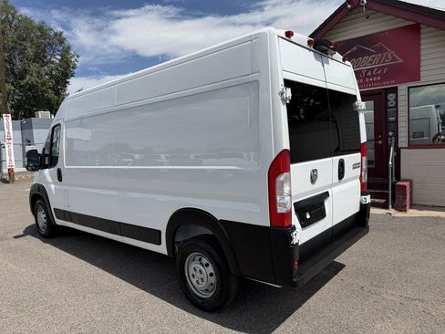 Used 2023 RAM ProMaster 2500 FWD image 7