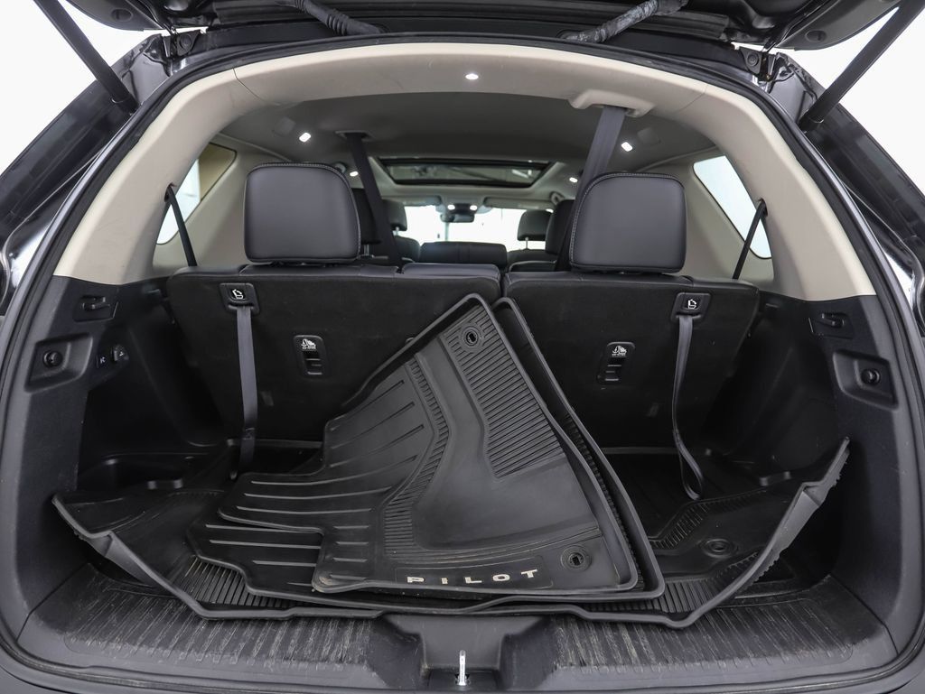 Used 2023 Honda Pilot Touring image 25