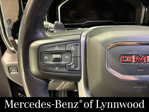 Used 2022 GMC Sierra 1500 SLT w/ SLT Premium Plus Package AWD/4WD image 18