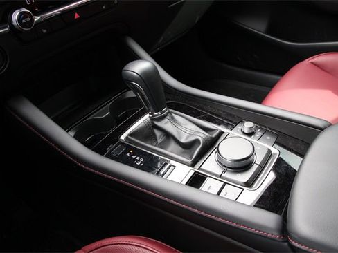 Used 2025 MAZDA MAZDA3 Carbon image 24