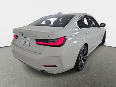 Used 2024 BMW 330i xDrive Sedan w/ Premium Package AWD/4WD image 35