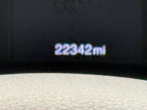 Used 2023 Jeep Renegade Latitude AWD/4WD image 32