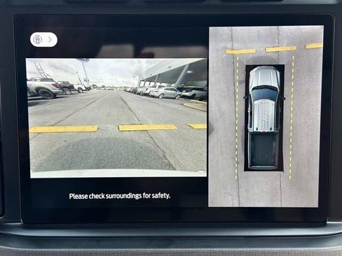 Used 2024 Ford F450 Platinum w/ FX4 Off-Road Package image 29