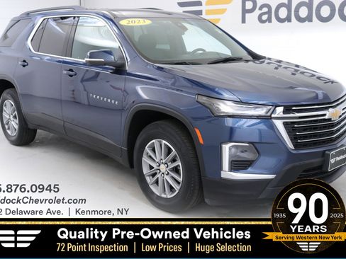 Used 2023 Chevrolet Traverse LT w/ LPO, Floor Liner Package image 1