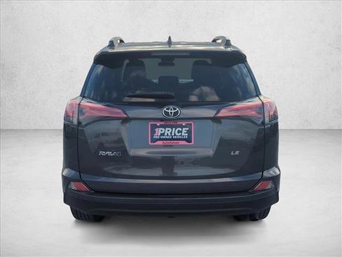 Used 2018 Toyota RAV4 LE image 6