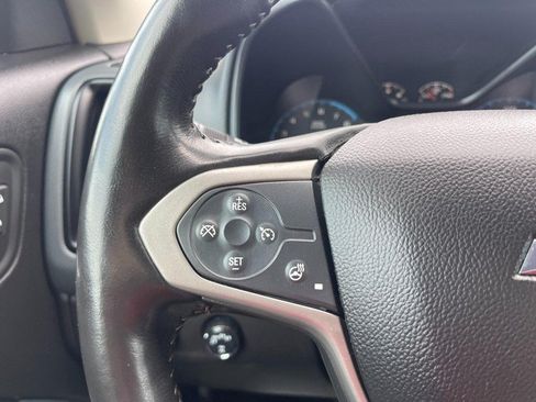 Used 2019 Chevrolet Colorado Z71 AWD/4WD image 17