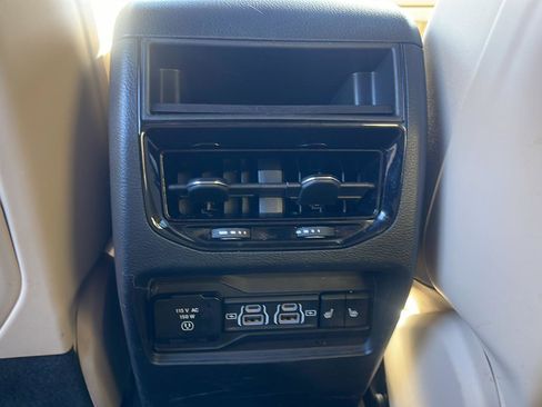 Certified 2023 Jeep Grand Cherokee Limited image 26