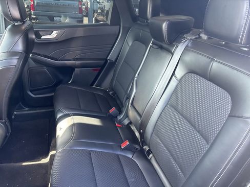 Used 2025 Ford Escape SE FWD image 13