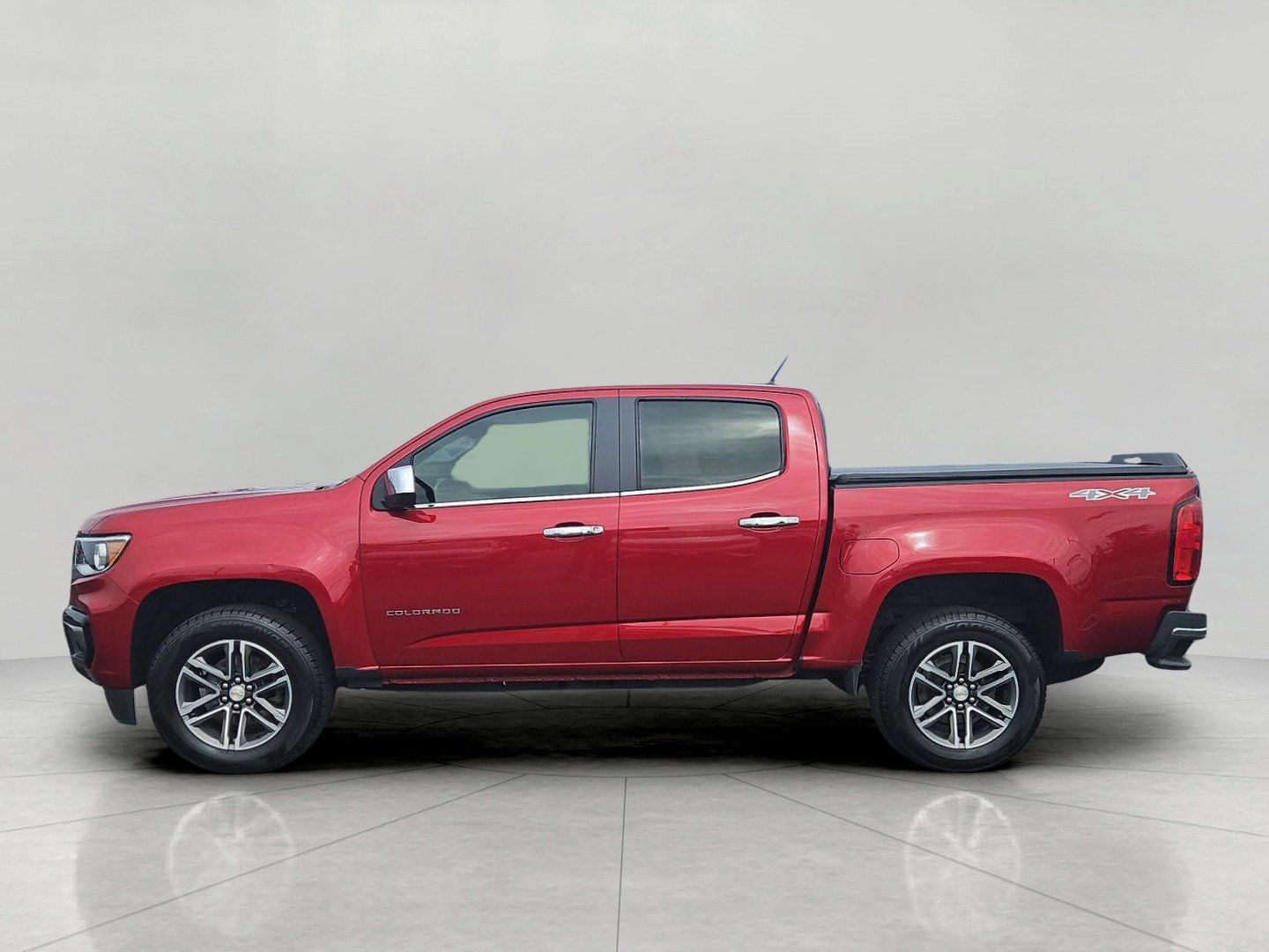 Used 2021 Chevrolet Colorado LT w/ LT Convenience Package AWD/4WD image 5
