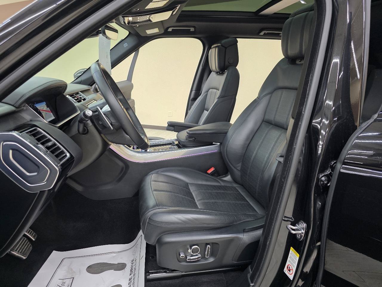 Used 2019 Land Rover Range Rover Sport HSE Dynamic AWD/4WD image 19