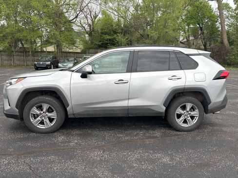 Used 2023 Toyota RAV4 XLE w/ Convenience Package image 3