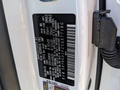 Certified 2025 Kia Sorento SX image 41