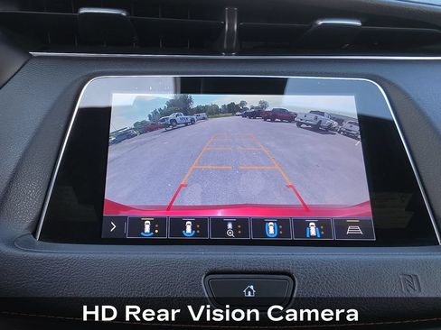 Used 2019 Cadillac XT4 Premium Luxury w/ Enhanced Visibility Package AWD/4WD image 32