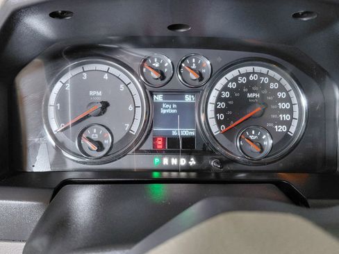 Used 2011 RAM 2500 Big Horn image 18