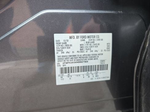 Used 2022 Ford Edge Titanium AWD/4WD image 35