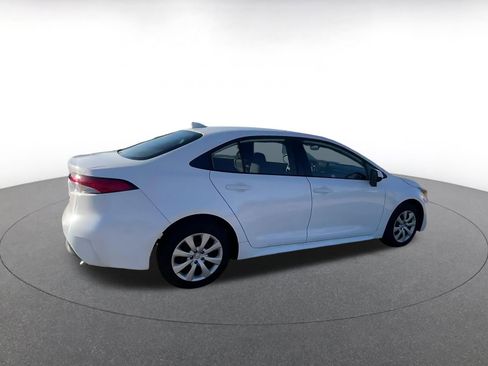 Used 2025 Toyota Corolla LE image 15