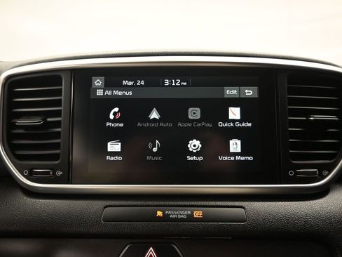 Used 2022 Kia Sportage LX image 14